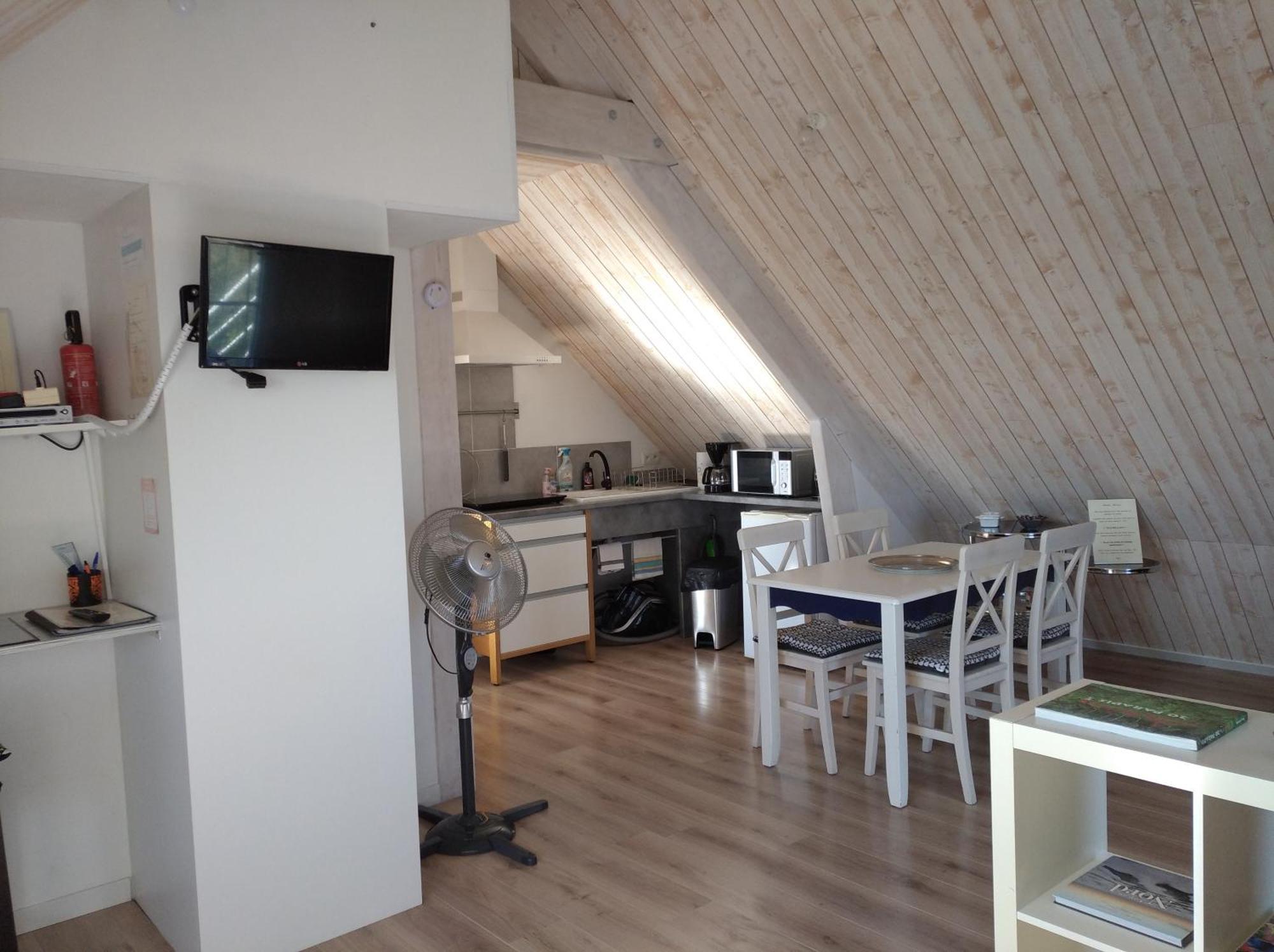 La Gilleterie Apartment Loireauxence ภายนอก รูปภาพ